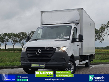Bestelwagen Mercedes