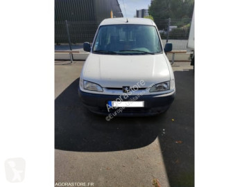 Lehké dodávkové auto