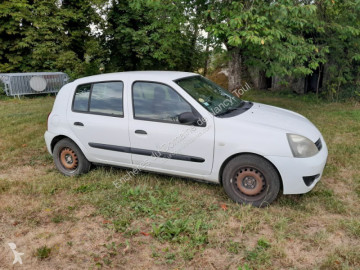 Coche urbano Renault