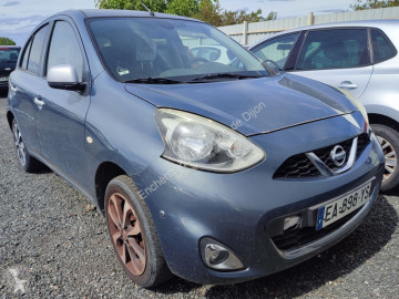 Coche Nissan