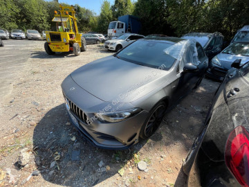 Mercedes