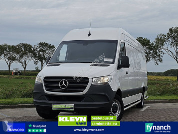 Bestelwagen Mercedes