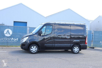 NissanNV400