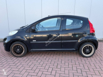 Peugeot107