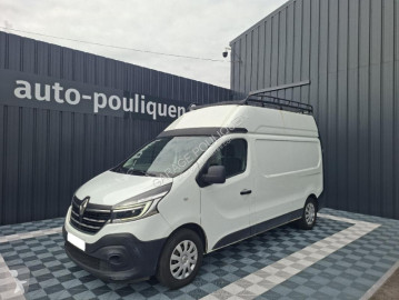 Caja cerrada Renault