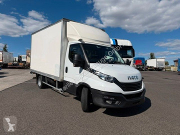 Furgão comercial Iveco