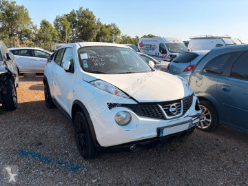 Городской автомобиль Nissan