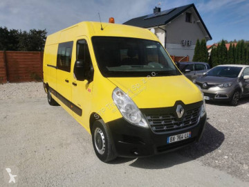 Krytý nákladní vůz se skříňovou karosérií dlouhý Renault