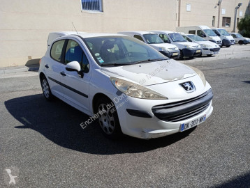 Vůz městský vůz Peugeot