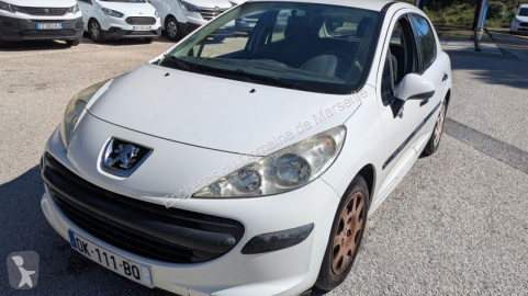 Vůz městský vůz Peugeot