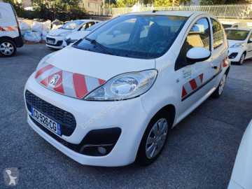 Vůz městský vůz Peugeot