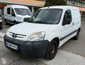 Lehké dodávkové auto Peugeot