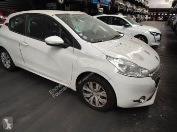 PeugeotE-208