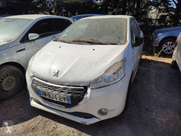 PeugeotE-208