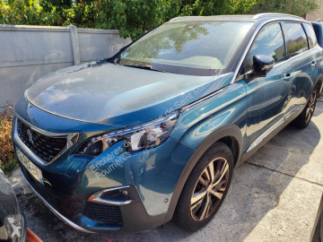Peugeot5008