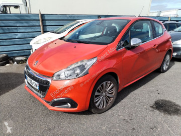 PeugeotE-208