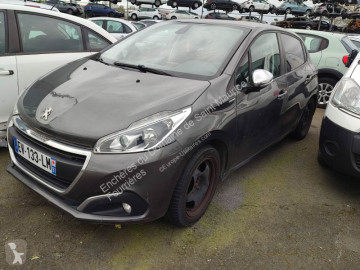 PeugeotE-208