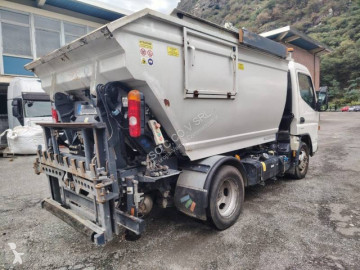 MitsubishiCanter
