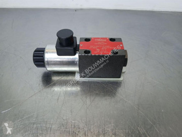 Yanmar SV120-5003700002/5999991536-NG 4/2 Valve 12V