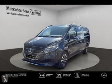 Mercedes egyterű személyautó