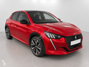 Coche berlina Peugeot