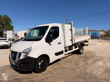 NissanNV400