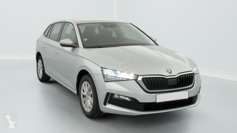 Voiture berline Skoda