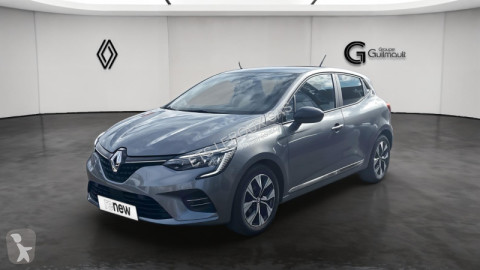Renault szedán