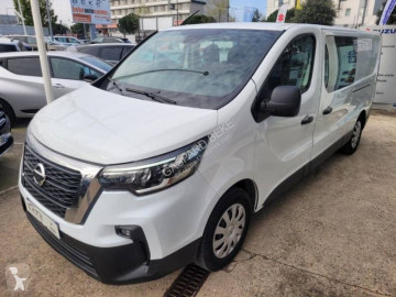 Nissan közepes furgon