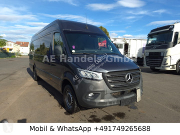 __Fourgon long Mercedes