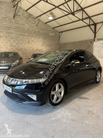 Voiture coupé Honda