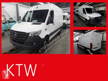 Fourgon utilitaire Mercedes