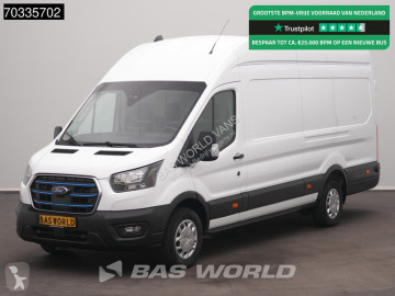 Fourgon utilitaire Ford