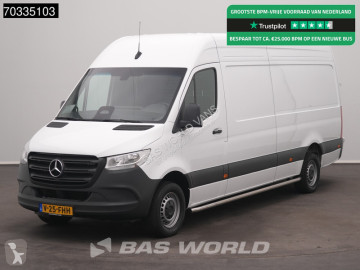 Fourgon utilitaire Mercedes