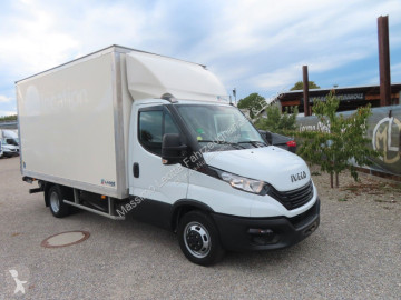 Fourgon utilitaire Iveco