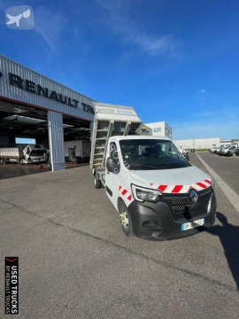 Utilitaire benne Renault
