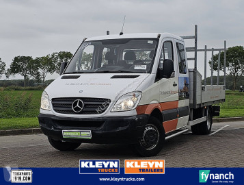 Utilitaire plateau Mercedes