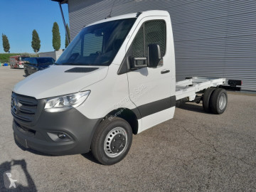 Utilitaire châssis cabine Mercedes neuf