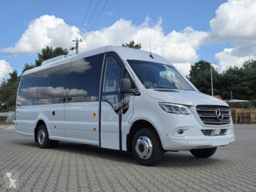 Minibus Mercedes neuf