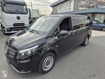 Voiture monospace Mercedes