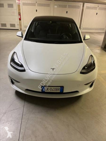TeslaModel 3