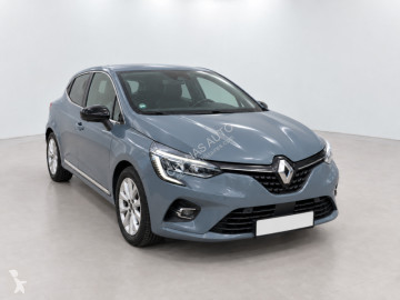 Автомобиль с кузовом «седан» Renault