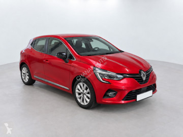 Автомобиль с кузовом «седан» Renault