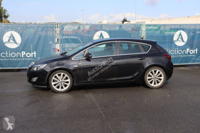 OpelAstra