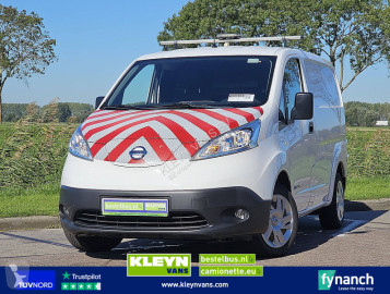 Furgon dostawczy Nissan