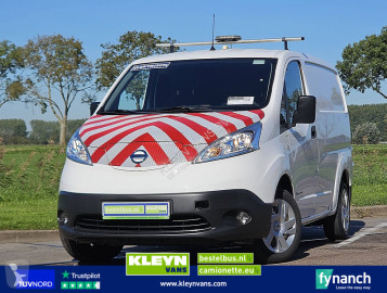 Furgon dostawczy Nissan