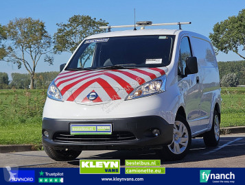 Furgon dostawczy Nissan