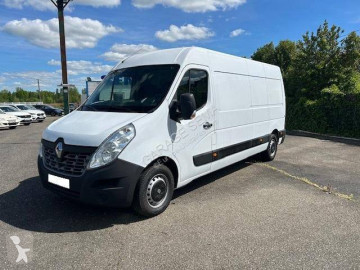 Furgon długi Renault
