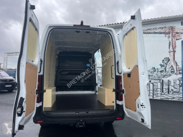 NissanInterstar