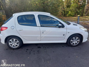 Samochód miejski Peugeot